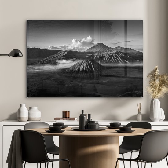 MuchoWow® Peinture sur verre - Indonésie - Volcan - Zwart - Wit - 90x60 cm - Peintures sur verre acrylique - Photo sur Glas