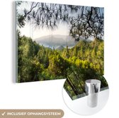 MuchoWow® Glasschilderij 60x40 cm - Schilderij acrylglas - Het groene berglandschap van het Nationaal park Caldera de Taburiente - Foto op glas - Schilderijen