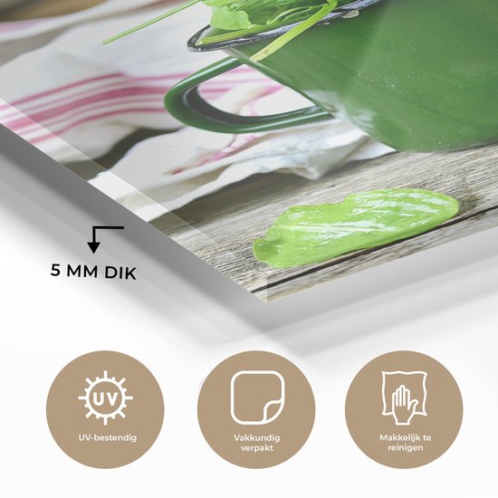 Une tasse verte d'oseille avec l'oseille verte Plexiglas 60x80 cm - Tirage photo sur Glas (décoration murale en plexiglas)