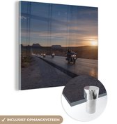 MuchoWow® Glasschilderij 90x90 cm - Schilderij acrylglas - Motor - Weg - Zonsondergang - Foto op glas - Schilderijen