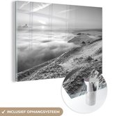 MuchoWow® Glasschilderij 180x120 cm - Schilderij acrylglas - Natuur in de winter - zwart wit - Foto op glas - Schilderijen