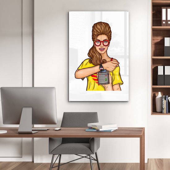 MuchoWow® Peinture sur verre - Femme Pop art avec calculatrice et montre - 60x90 cm - Peintures sur verre acrylique - Photo sur Glas