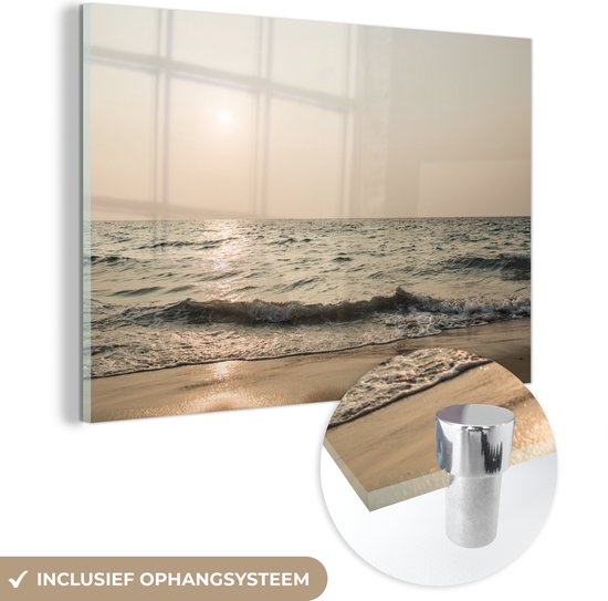Peinture sur verre acrylique d'une plage au coucher du soleil, avec système de suspension inclus.