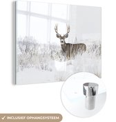 MuchoWow® Glasschilderij 80x60 cm - Schilderij acrylglas - Hert - Sneeuw - Winter - Foto op glas - Schilderijen