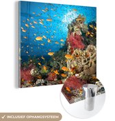 MuchoWow® Glasschilderij 90x90 cm - Schilderij acrylglas - Koraal met vissen - Foto op glas - Schilderijen