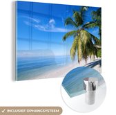 MuchoWow® Glasschilderij 30x20 cm - Schilderij acrylglas - Tropisch - Zand - Palmboom - Foto op glas - Schilderijen