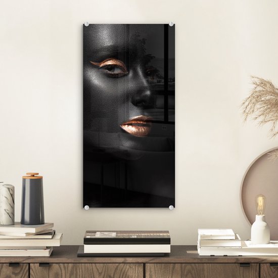 MuchoWow® Peinture sur verre 20x40 cm - Peinture sur verre acrylique - Zwart - Or - Femme - Photo sur verre - Peintures