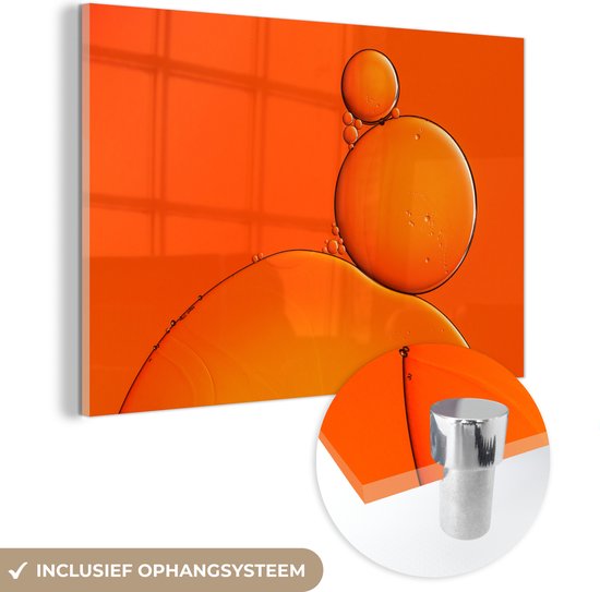 MuchoWow® Glasschilderij 90x60 cm - Schilderij acrylglas - Bellen - Oranje - Water - Foto op glas - Schilderijen