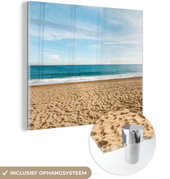 Voetafdrukken in het zand bij een tropisch strand Plexiglas - Foto print op Glas (Plexiglas wanddecoratie) / Zee en Strand