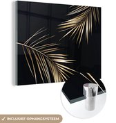 MuchoWow® Glasschilderij 40x30 cm - Schilderij acrylglas - Bladeren - Planten - Goud - Zwart - Luxe - Foto op glas - Schilderijen