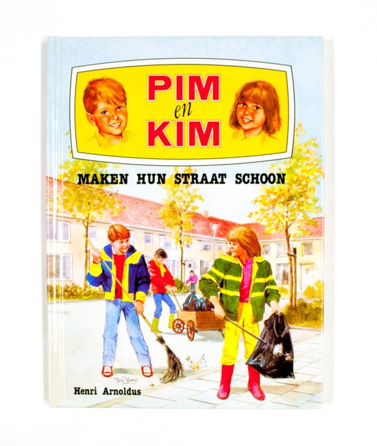 Foto: Pim en kim maken hun straat schoon