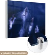 MuchoWow® Glasschilderij 40x30 cm - Schilderij acrylglas - Zee - Dolfijn - Water - Foto op glas - Schilderijen