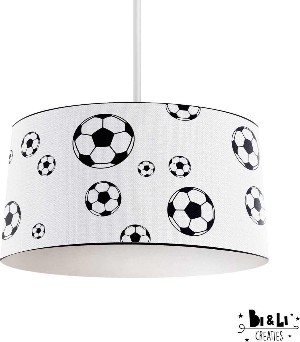 Hanglamp voetbal - kinder & babykamer - lampen - wit - zwart - kunststof - 30x25cm - excl. lichtbron
