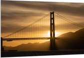 Acrylglas - Zonsondergang achter Hangbrug Golden Gate Bridge - 150x100 cm Foto op Acrylglas (Met Ophangsysteem)