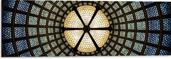 Dibond - Plafond en Lamp van een Kerk - 90x30 cm Foto op Aluminium (Wanddecoratie van metaal)