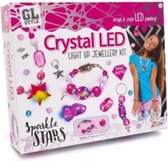 Crystal Led (maak je eigen flitsende sieraden)