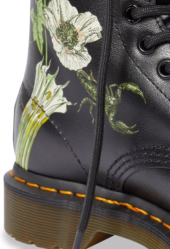 Laarzen Dr Martens 1490 WB | bol.com