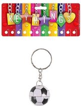 Cadeaux à distribuer - Porte-clés de football en métal sur carte (12 pièces)