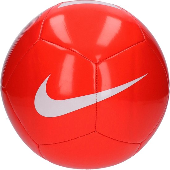 legaal Stralend canvas Voetbal Nike Pitch Team Rood - volwassenen en kinderen - | bol.com