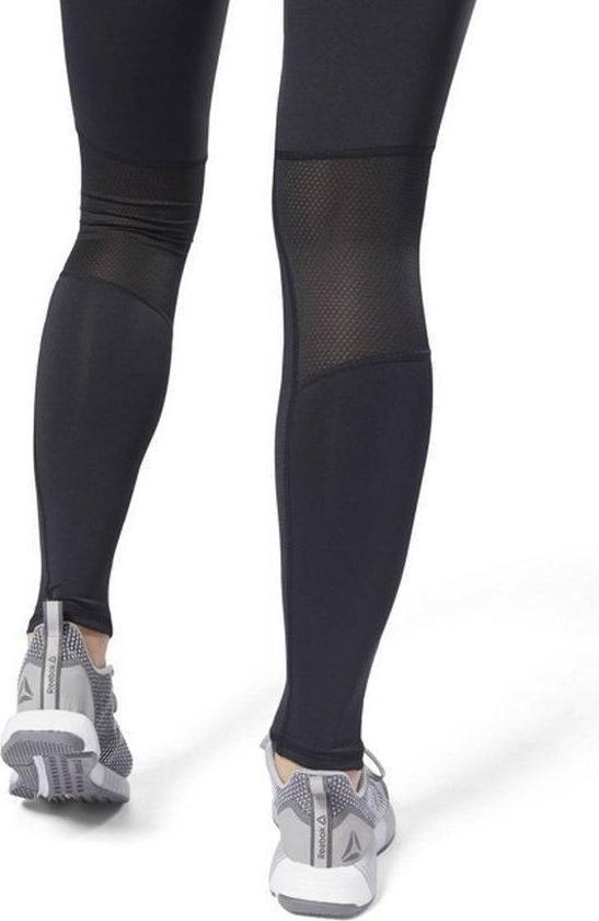 reebok run tight