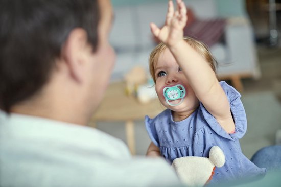 Philips Avent Ultra Air Fopspeen - Ouder dan 18 Maanden - 2 Speentjes - Roze/Groen Poes/Konijn - SCF349/15 — afbeelding 3