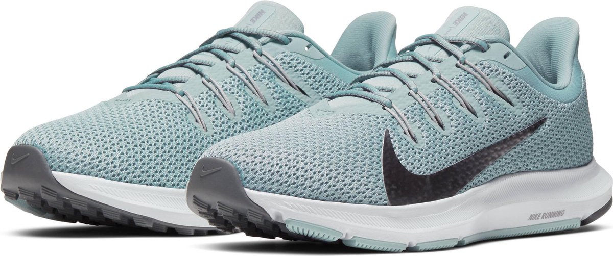Nike Wmns Nike Quest 2 (Roze) - Sportschoenen chez Sarenza (389330)