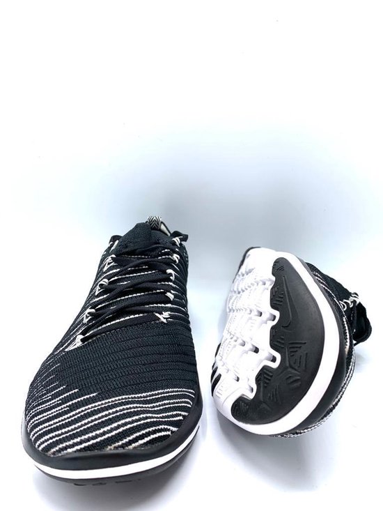 Wmns Nike Free Transform Flyknit Maat 39 | bol.com