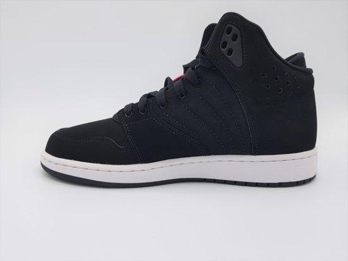 jordan 1 flight 4 price