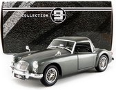 MGA MKI A1500 Closed 1957 - 1:18 - Triple 9 Collection