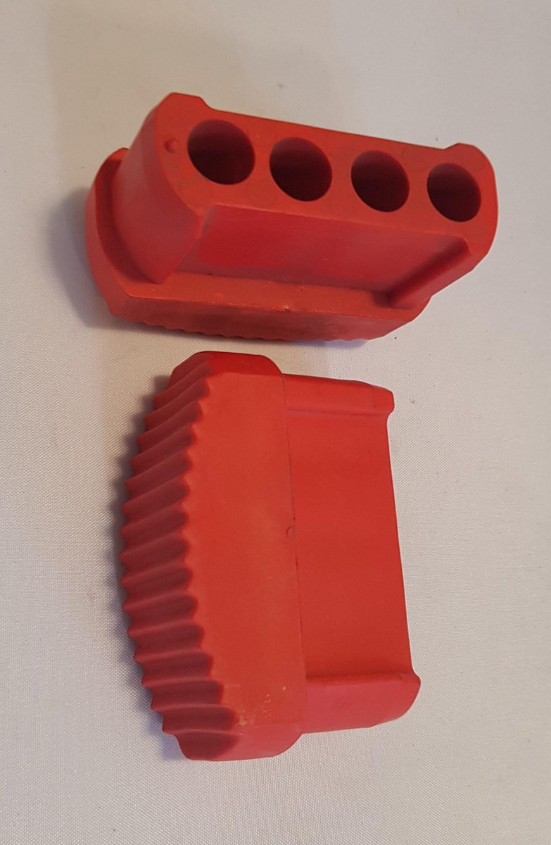 SuperPro ladderdop / laddervoet 75mm / per set.