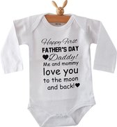 Baby Rompertje tekst papa eerste Vaderdag cadeau van mama | Happy first father’s Day daddy me and mommy love you to the moon and back | lange mouwen | wit zwart | maat 50-56 | mooi