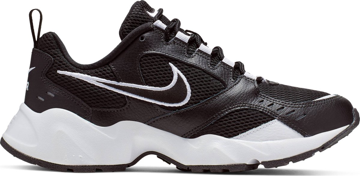 Nike Wmns Nike Air Heights Dames Sneakers Zwart