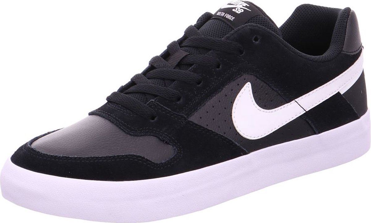 nike delta force skate shoes