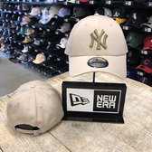 New Era NY Yankees light pink/olive 9Forty Cap Pet *limited edition