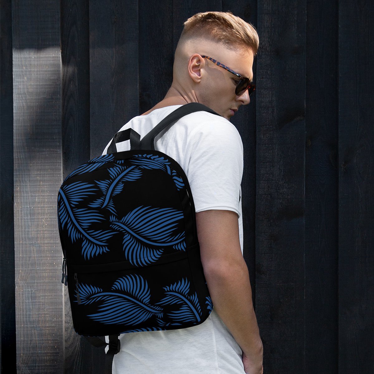 Rugzak met voorvak - design Lines 4 Peace - 15 inch Laptopvak - Unisex - waterafstotend - verborgen vak achter - 20L- zwart klassiekblauw