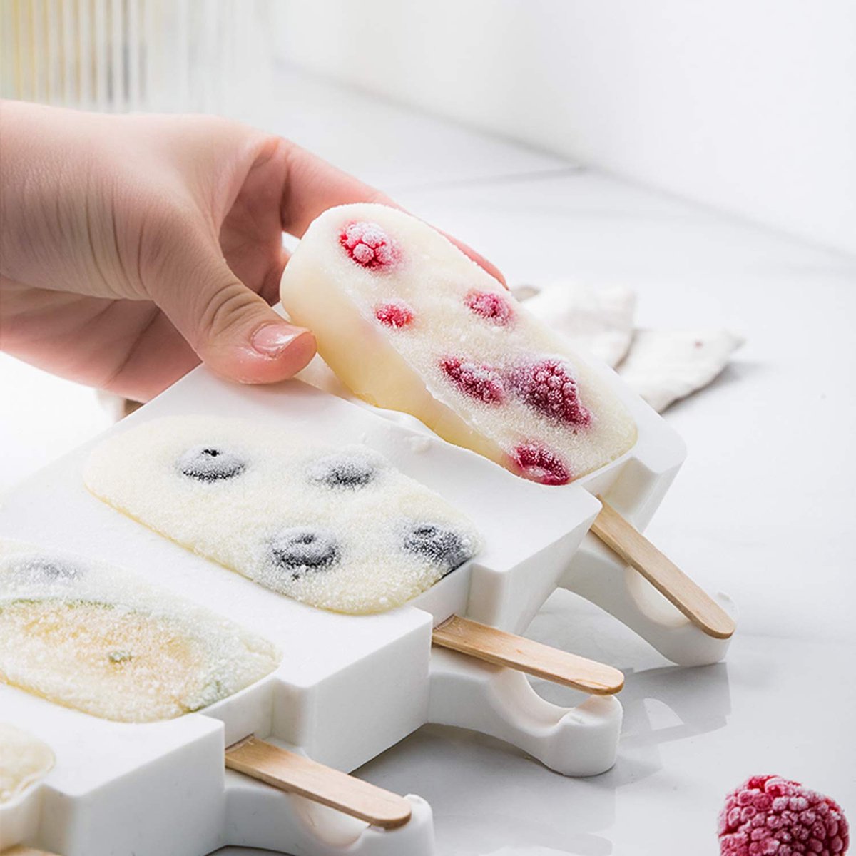 Moules à Glace Silicone Popsicle Mold sans BPA Réutilisable avec 50 bâtons  en Bois (Rose)