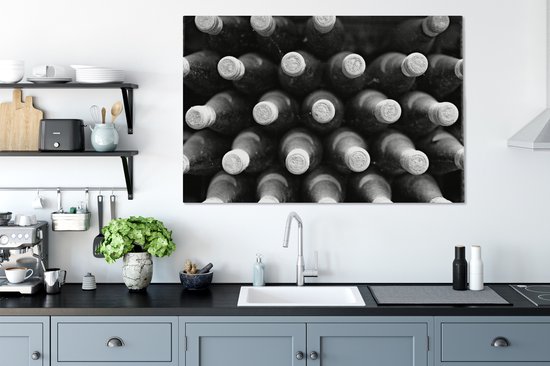 Tableau sur toile Bouteilles de vin dans la cave - noir et blanc - 120x80 cm - Décoration murale