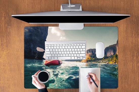 Muismat XXL 90x60 cm - Bureau onderlegger - Bureau mat Kajak - Zee - Strand - Bureaumat - Gaming mousepad xl - Bureaulegger groot - Computer deskmat