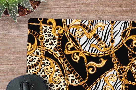 Muismat XXL 80x40 cm - Bureau onderlegger - Bureau mat Ketting - Goud - Panter - Zebra - Bureaumat - Gaming mousepad xl - Bureaulegger groot - Computer deskmat
