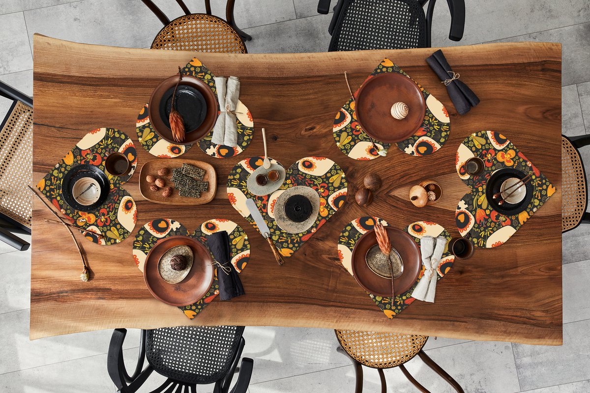 Onderleggers - Placemats - Placemats hartje - Patronen - Skull - Bloemen - 8 stuks