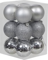 12x Zilveren kunststof kerstballen 6 cm - Glans/mat/glitter - Onbreekbare plastic kerstballen zilver