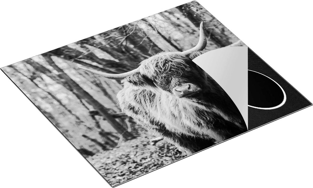 Chefcare Inductie Beschermer Schotse Hooglander in de Bossen - Zwart Wit - 60x55 cm - Afdekplaat Inductie - Kookplaat Beschermer - Inductie Mat