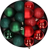 24x stuks kunststof kerstballen mix van donkergroen en rood 6 cm - Kerstversiering