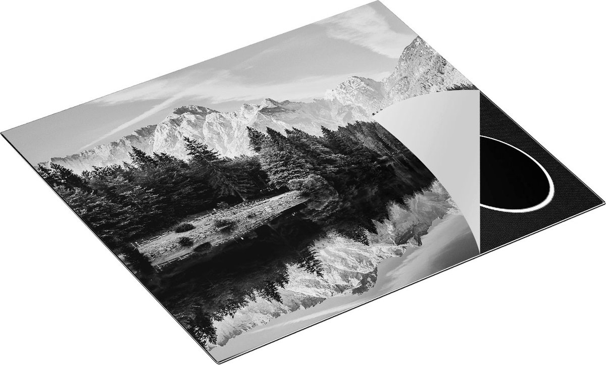 Chefcare Inductie Beschermer Meer met Weerspiegeling van de Bergen - Zwart Wit - 59x51 cm - Afdekplaat Inductie - Kookplaat Beschermer - Inductie Mat