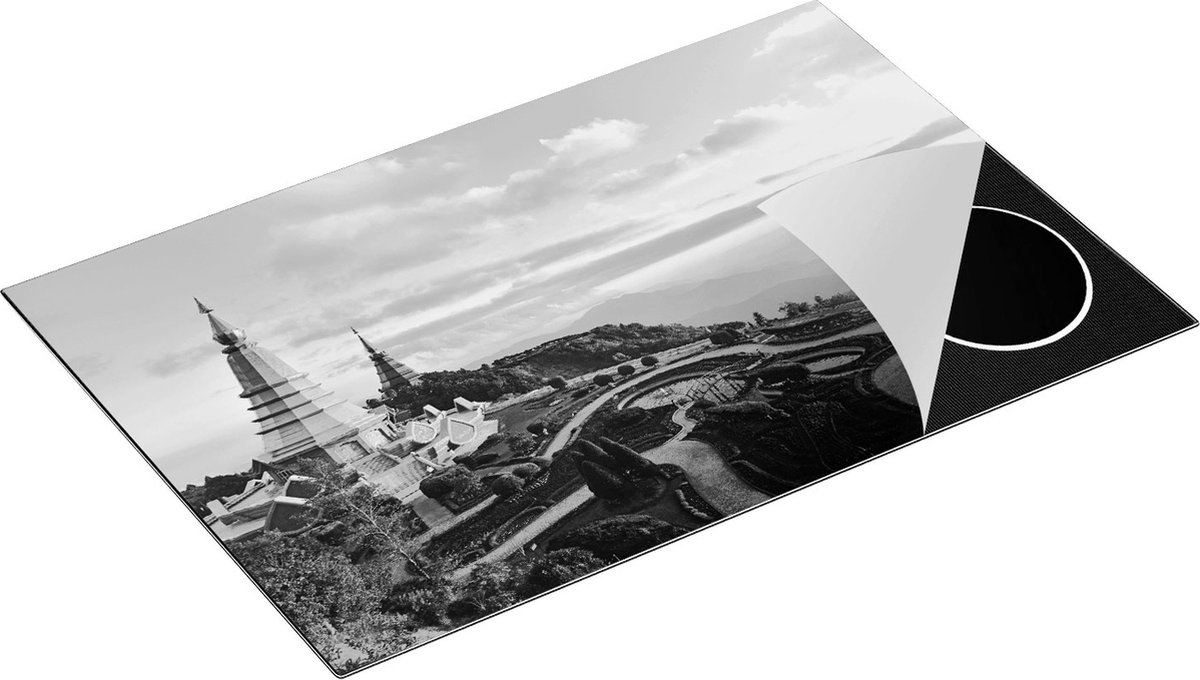 Chefcare Inductie Beschermer Pagode Tempels in de Inthanon Berg in Thailand - Zwart Wit - 80,2x52,2 cm - Afdekplaat Inductie - Kookplaat Beschermer - Inductie Mat