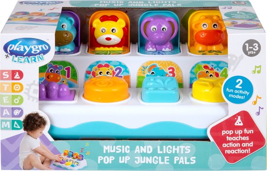 Playgro pop-up jungle pals speelgoed in verpakking, met leeuw, olifant, giraffe, nijlpaard. Kind speelt ermee. Tekst 'Music and Lights Pop Up Jungle Pals'.