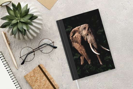 Carnet - Carnet d'écriture - Éléphant - Jungle - Zwart - Carnet - Format A5 - Bloc-notes