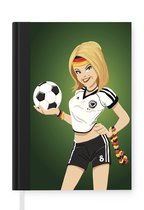 Notitieboek - Schrijfboek - Een illustratie van een meisje met Duitse kleding en een voetbal - Meiden - Meisjes - Kinderen - Notitieboekje klein - A5 formaat - Schrijfblok