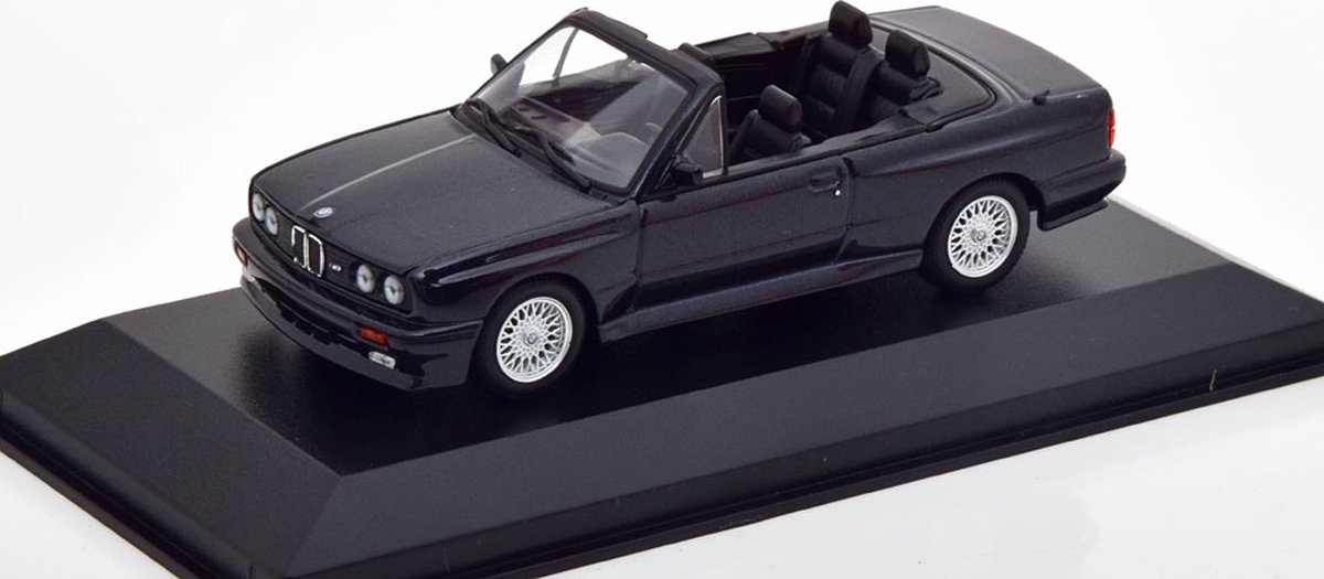 BMW M3 (E30) Cabriolet Maxichamps 1:43 1988 940020330