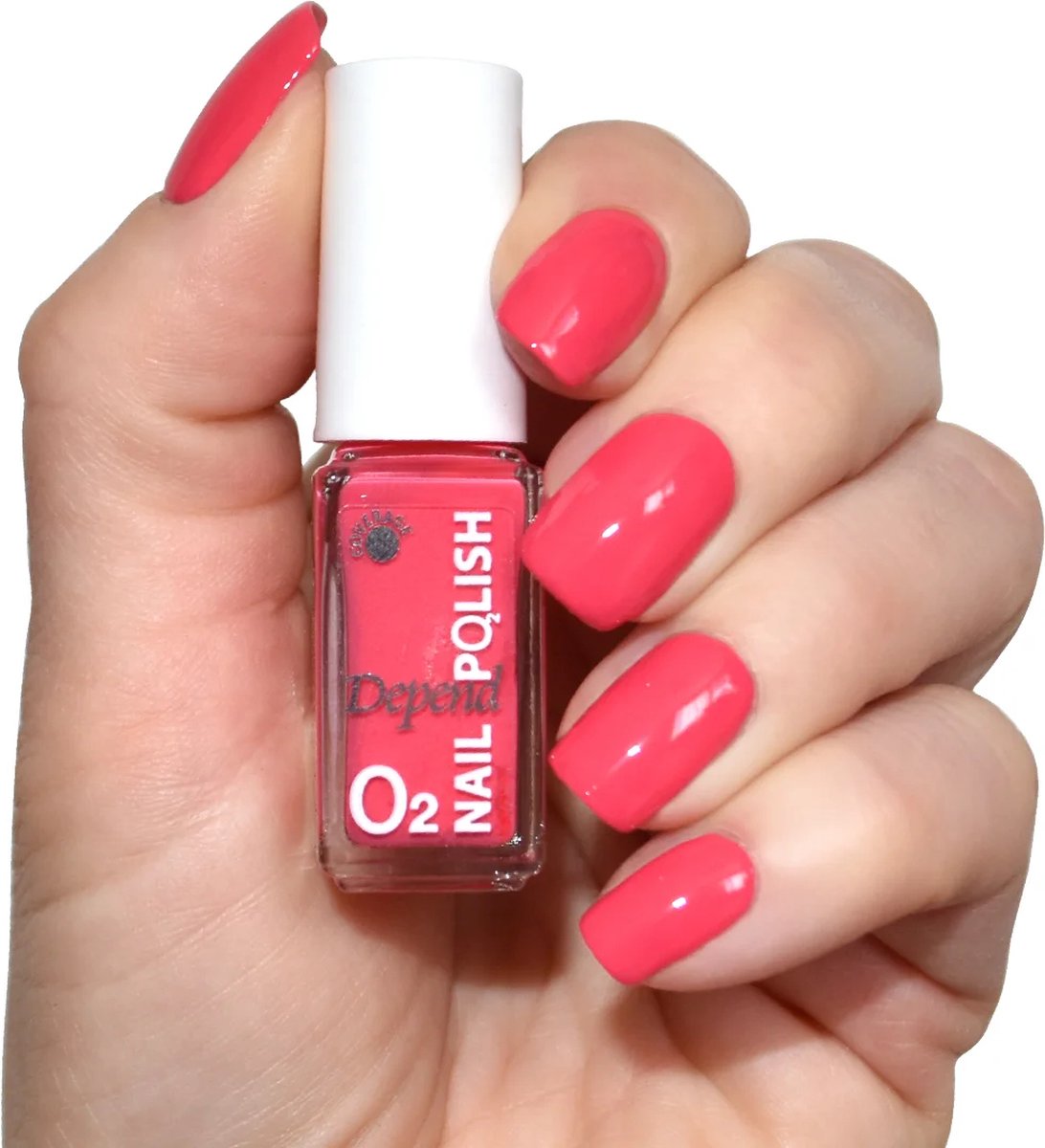 Depend Cosmetics | O2 nail polish | nagellak | Fuchsiaroze | nr.697 | 5ml